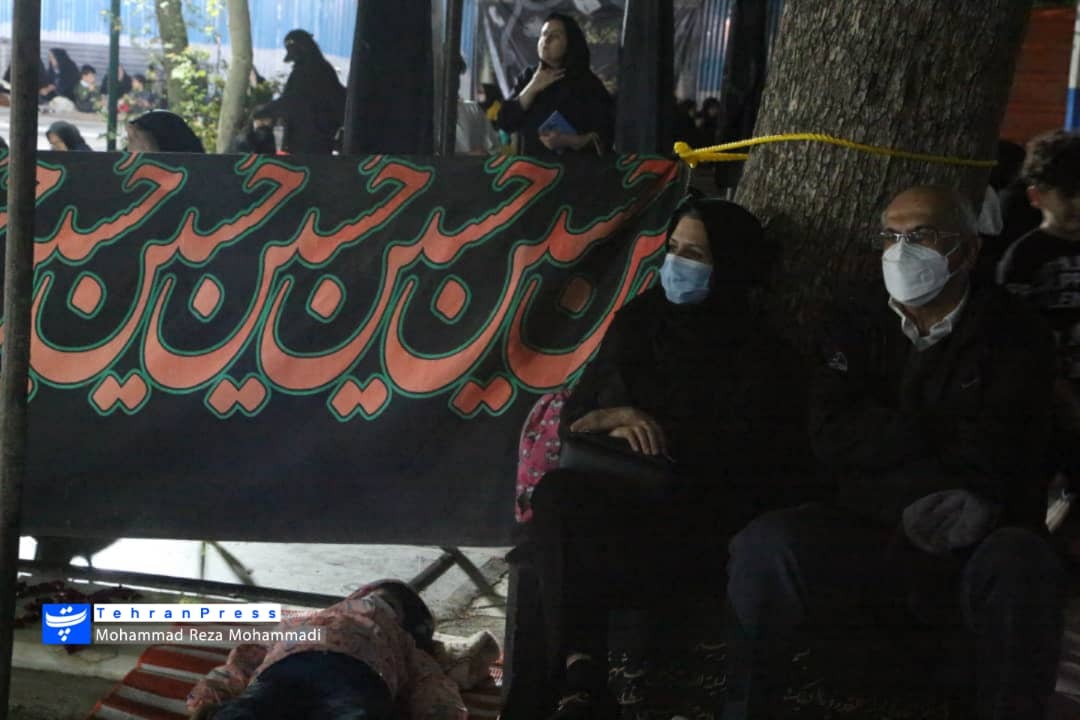 عکس| برگزاری مراسم احیاء شب‌های قدر در آستان امامزادگان عینعلی و زینعلی تهران