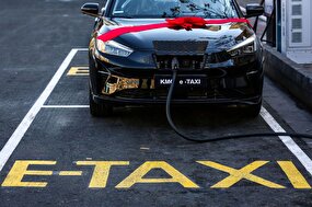 تردد تاکسی برقی در محدودهای پرترافیک