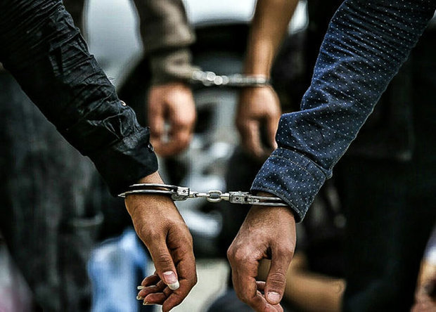 دستگیری پلیس دستبند