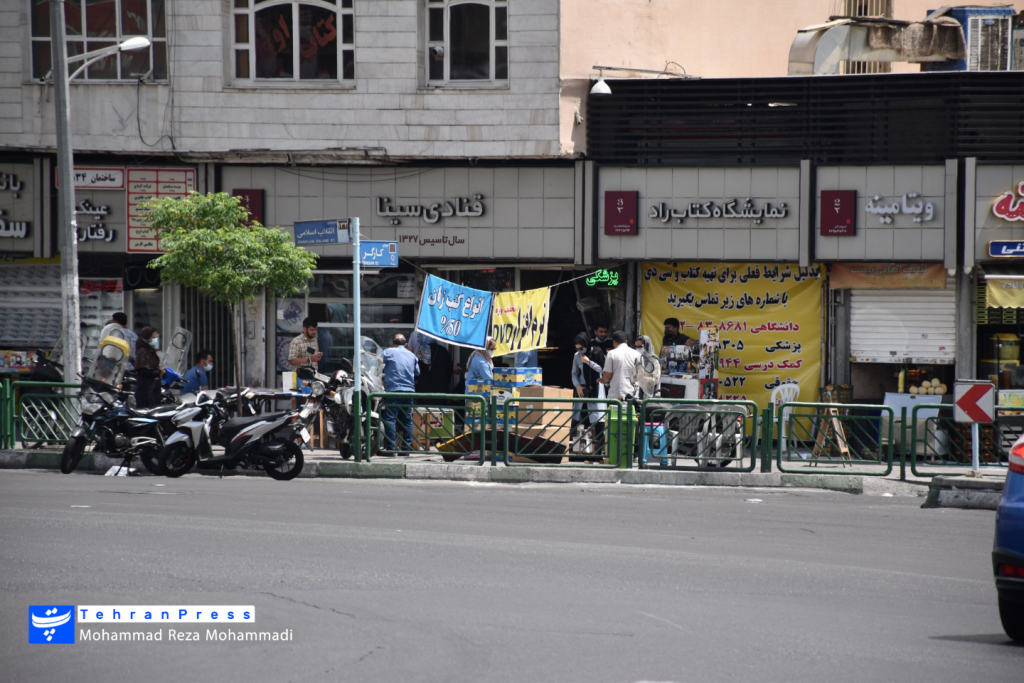 عکس | کسب و کارهای نیمه باز در روزهای کرونایی تهران