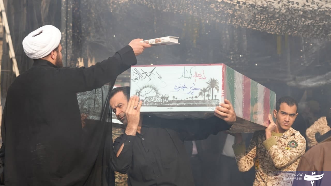 عکس| آماده سازی پیکرهای پاک ۲۰۰ شهید گمنام  در باغ موزه دفاع مقدس جهت برگزاری مراسم وداع