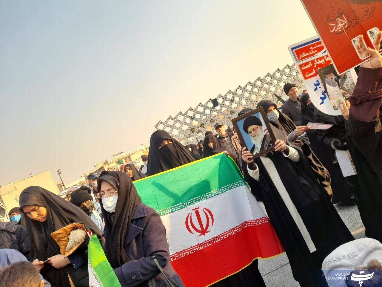 عکس| مراسم ۹دی تهران در میدان امام حسین برگزار شد