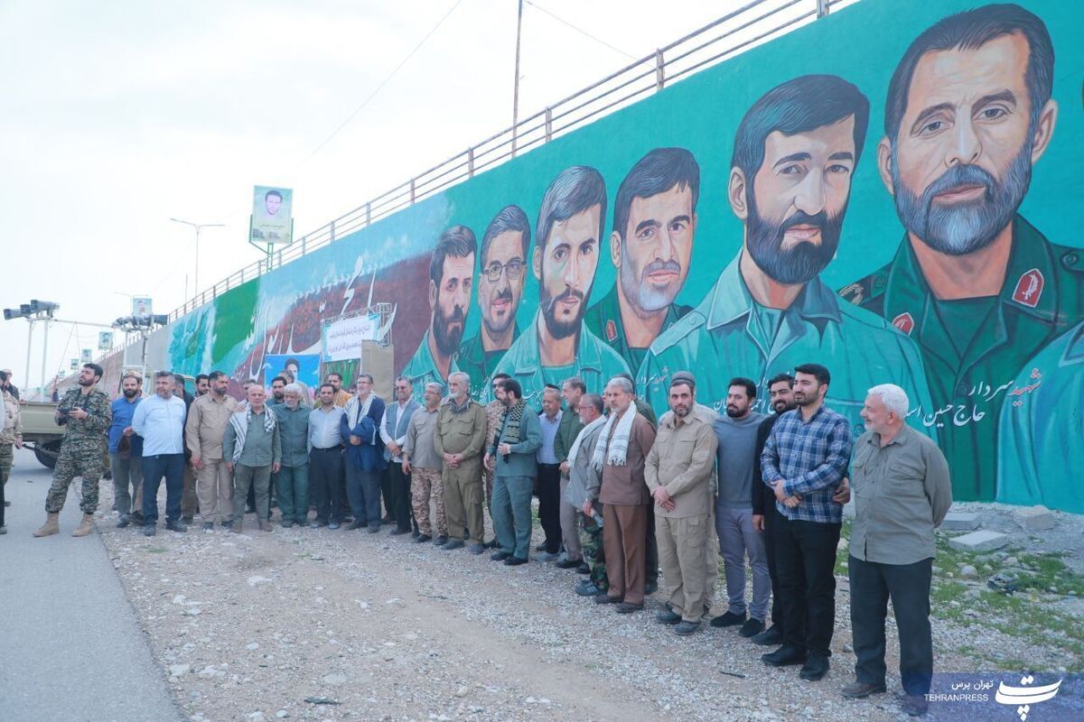 رونمایی از دیوارنگاره پادگان دوکوهه+عکس