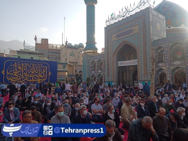 اقامه نماز عید سعیدفطر در امامزاده صالح(ع)