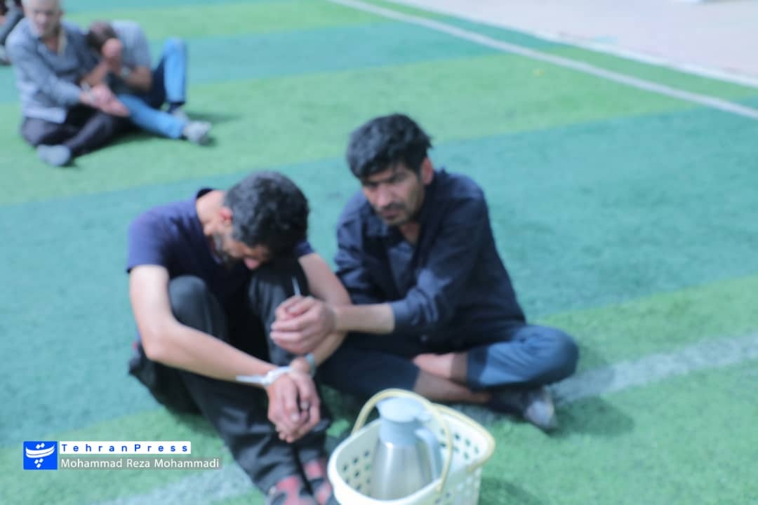 عکس| بررسی پاکسازی مناطق جنوب تهران از وجود معتادان متهاجر توسط فرمانده ناجا پایتخت