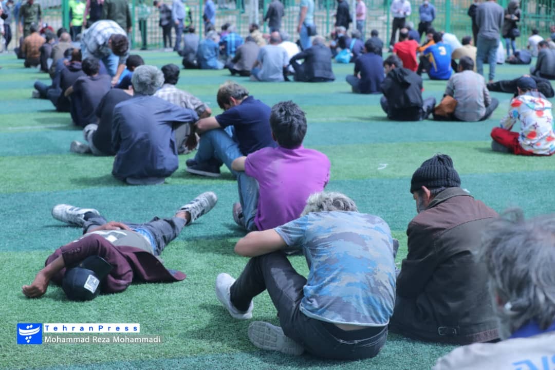 عکس| بررسی پاکسازی مناطق جنوب تهران از وجود معتادان متهاجر توسط فرمانده ناجا پایتخت