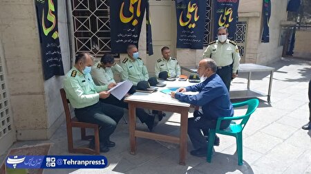 حضور مسؤولین و مدیران شهری و انتظامی منطقه 5 تهران در مسجد نظام مافی