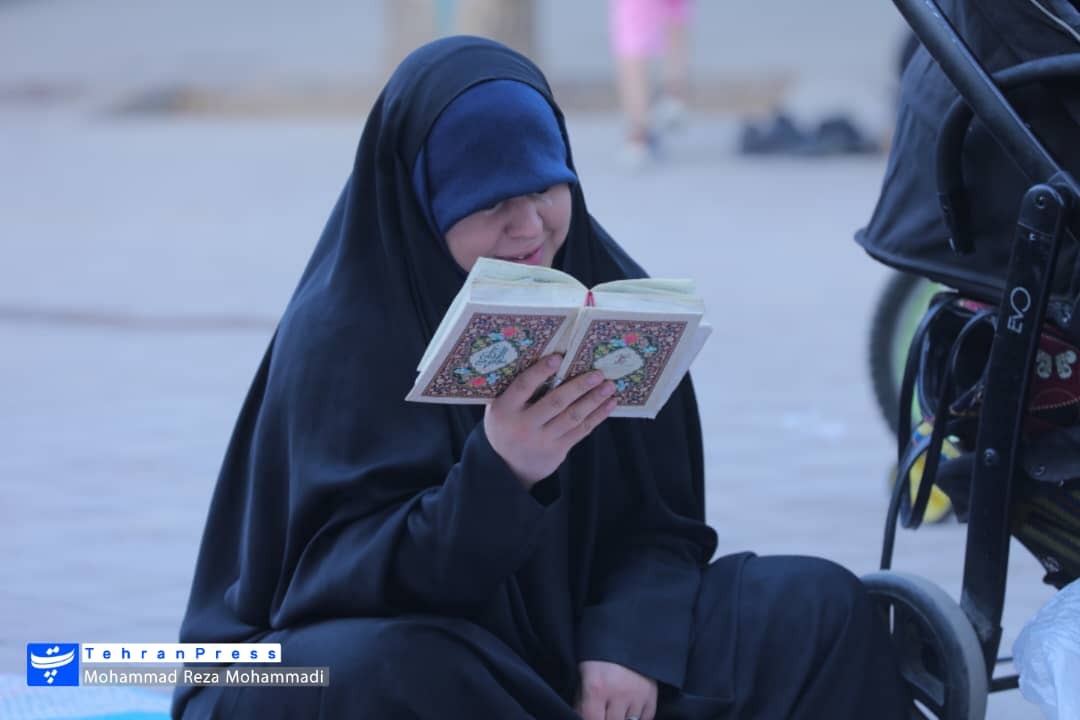عکس| برپایی مراسم قرائت دعای عرفه در امامزاده حسن (ع) تهران