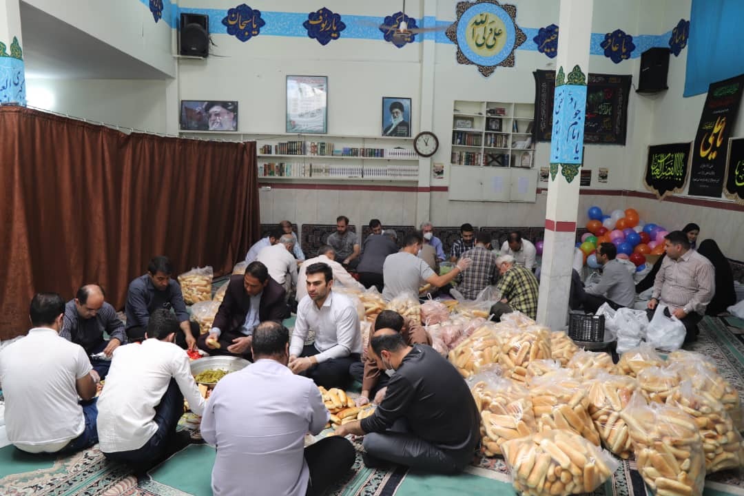 خدمات سازمان بسیج مهندسین برای اهالی محله محروم خاک سفید تهرانپارس به مناسبت عید غدیرخم