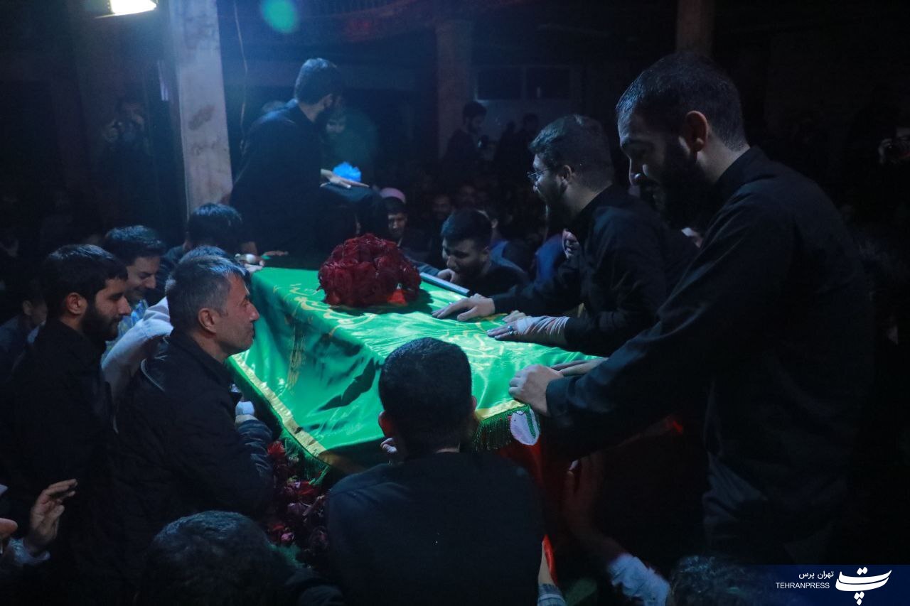 مراسم وداع با پیکر مطهر شهید بسیجی مدافع  امنیت