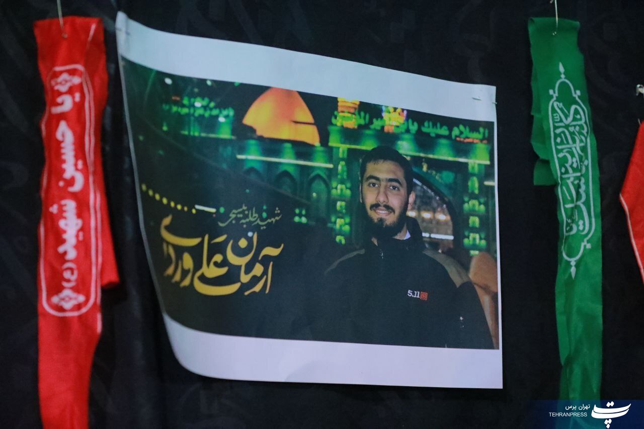مراسم وداع با پیکر مطهر شهید بسیجی مدافع  امنیت