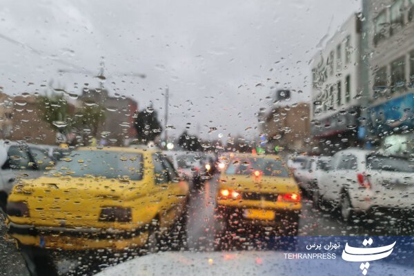 دردسرهای بارش برف و باران در تهران در سایه غفلت مدیران شهری/ آلودگی هوای پایتخت رفت، ترافیک و آبگرفتگی معابر آمد! دردسرهای بارش برف و باران در تهران در سایه غفلت مدیران شهری/ آلودگی هوای پایتخت رفت، ترافیک و آبگرفتگی معابر آمد!