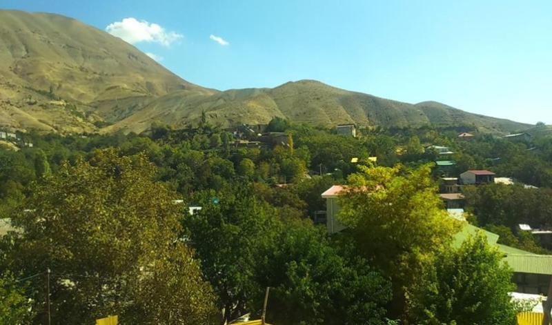 روستایی در سینه کوه روستایی در سینه کوه