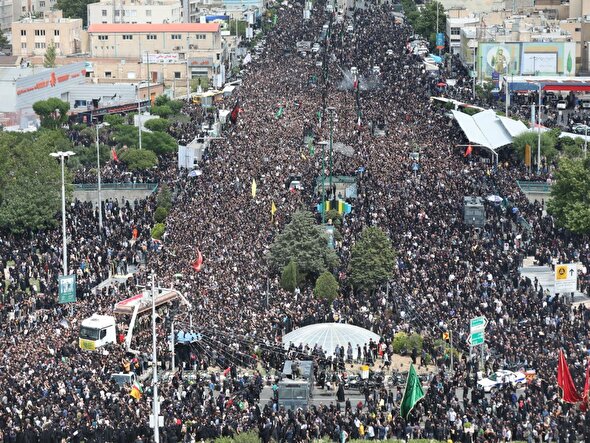 عکس| حضور مردم تهران در مراسم تشییع شهدای خدمت