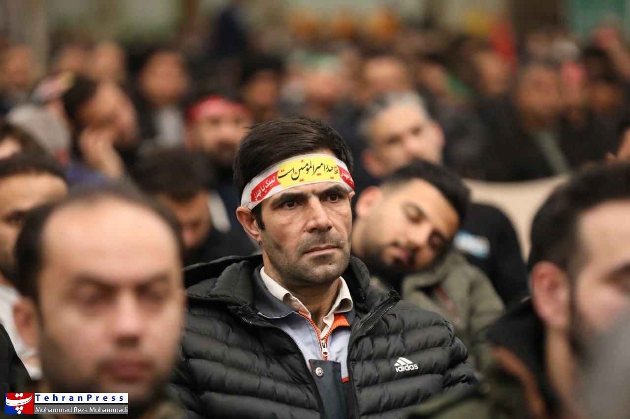 عکس| برگزاری همایش کارگران در مسیر حاج قاسم