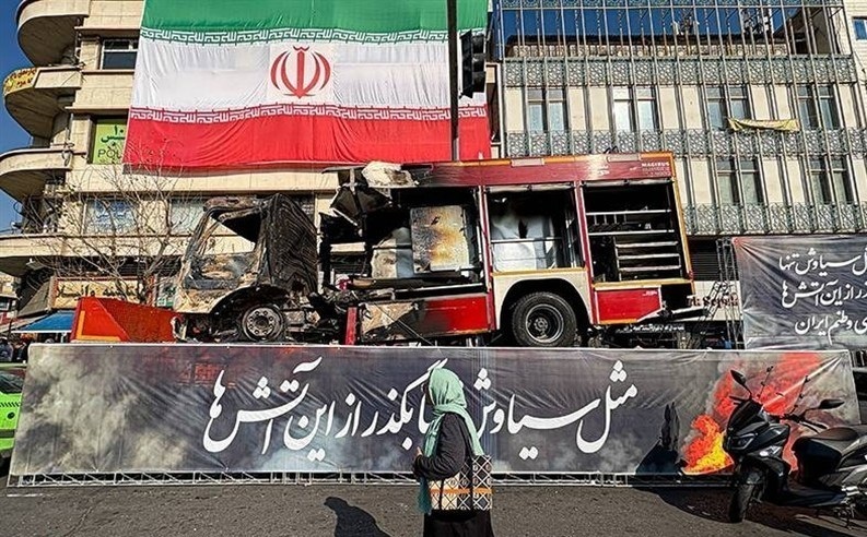 آغاز اجتماع بزرگ مردمی ضد اغتشاشات در تهران آغاز اجتماع بزرگ مردمی ضد اغتشاشات در تهران