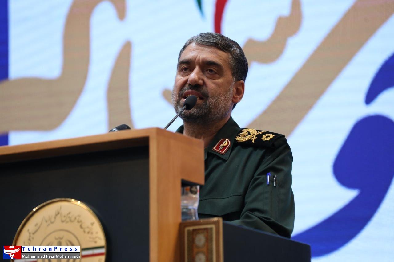 عکس| پنجمین جشنواره کارمند تراز مکتب شهید حاج قاسم سلیمانی