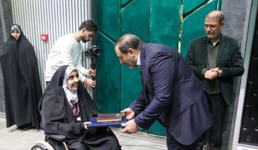 اختتامیه نهمین جشنواره ملی «فانوس» اختتامیه نهمین جشنواره ملی «فانوس»