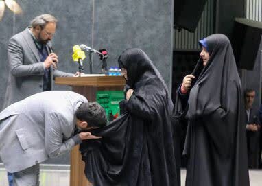 اختتامیه نهمین جشنواره ملی «فانوس» اختتامیه نهمین جشنواره ملی «فانوس»