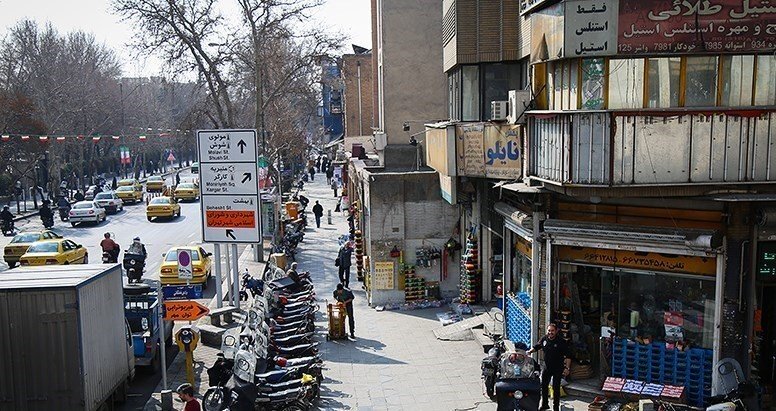 محله سنگلج تهران با تاریخ زنده خود محله سنگلج تهران با تاریخ زنده خود