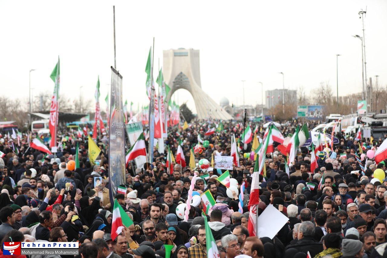 برگزاری راهپیمایی باشکوه ۲۲ بهمن در تهران برگزاری راهپیمایی باشکوه ۲۲ بهمن در تهران