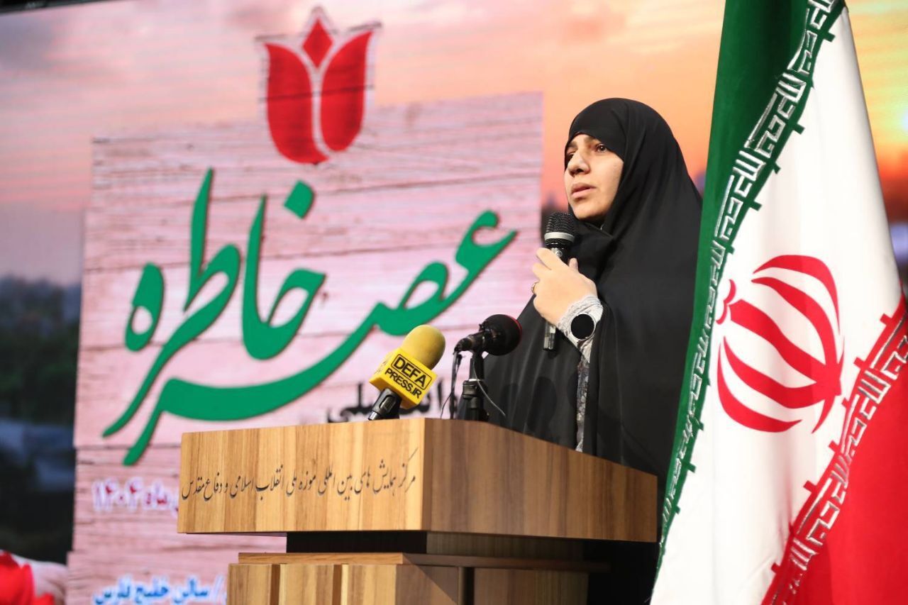 ویژهبرنامه «عصر خاطره» در موزه دفاع مقدس ویژهبرنامه «عصر خاطره» در موزه دفاع مقدس
