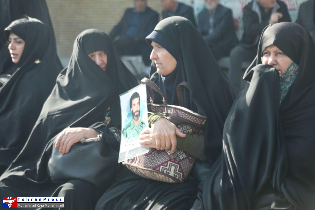 تشییع پیکر مادر جاویدالاثر حاج احمد متوسلیان در گلزار شهدای تهران