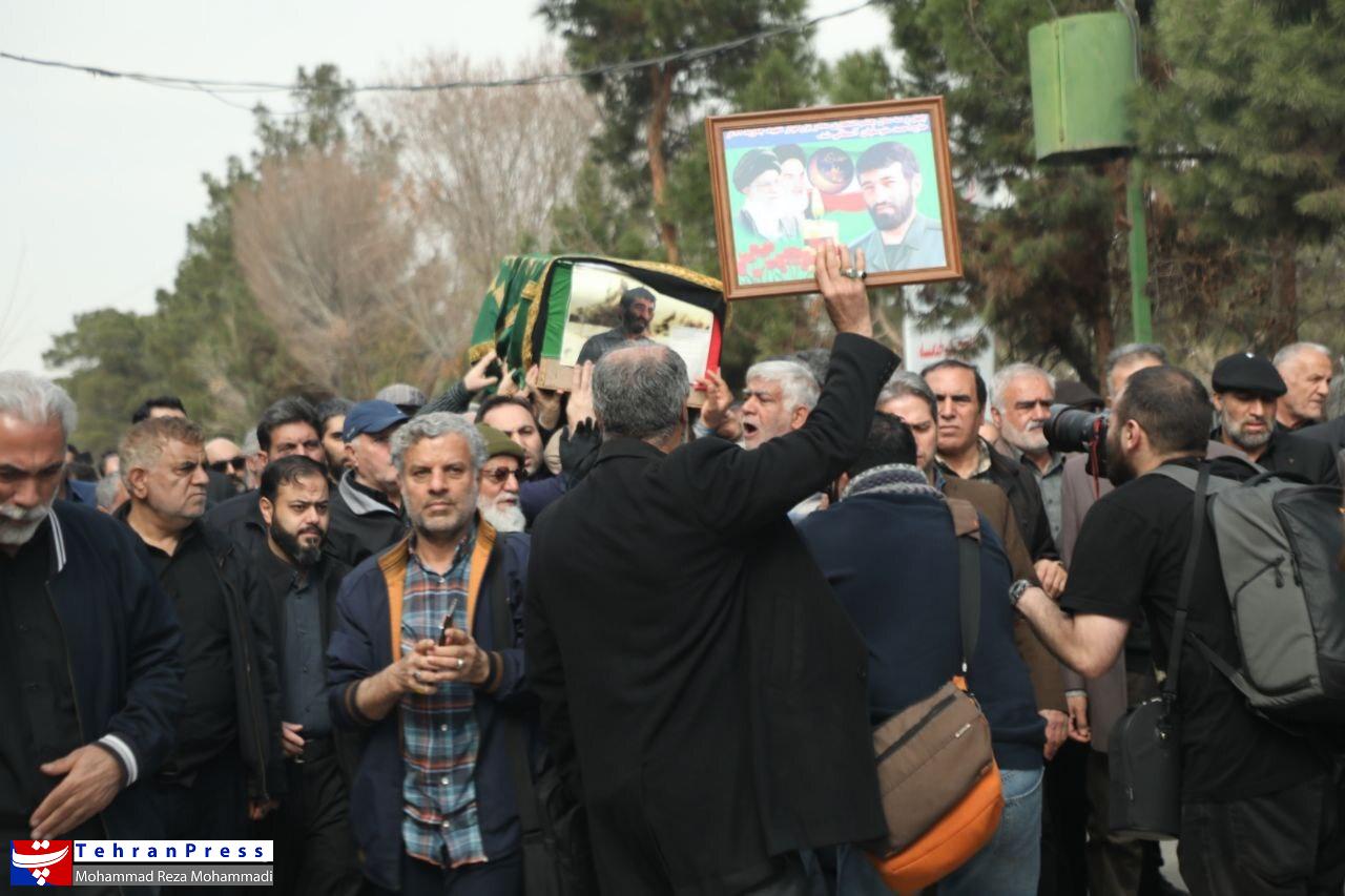 عکس| تشییع پیکر مادر جاویدالاثر حاج احمد متوسلیان در گلزار شهدای تهران