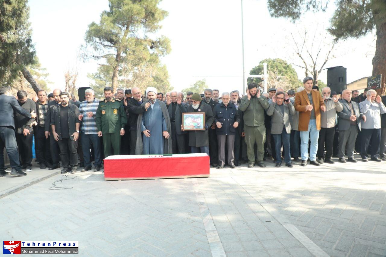 عکس| تشییع پیکر مادر جاویدالاثر حاج احمد متوسلیان در گلزار شهدای تهران