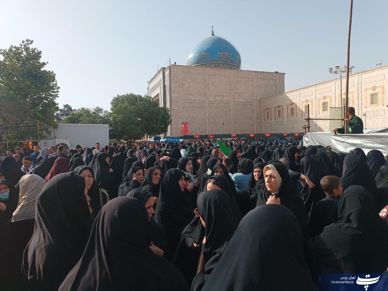 برگزاری مراسم ارتحال امام خمینی(ره) در تهران برگزاری مراسم ارتحال امام خمینی(ره) در تهران