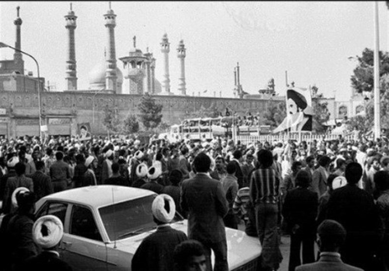 وقتی گلوله پاسخ فریاد مردم شد/ روزی که مردم بیدار شدند(15 خرداد) وقتی گلوله پاسخ فریاد مردم شد/ روزی که مردم بیدار شدند(15 خرداد)