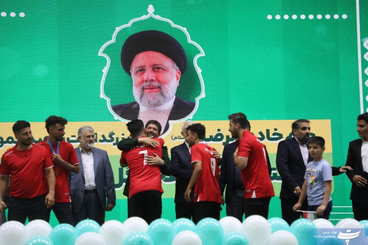 برگزیدگان بزرگترین گلکوچیک جهان معرفی شدند برگزیدگان بزرگترین گلکوچیک جهان معرفی شدند