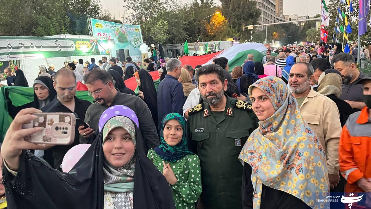 جشن بزرگ «پیامبر مهربانی» در پایتخت برگزار شد جشن بزرگ «پیامبر مهربانی» در پایتخت برگزار شد