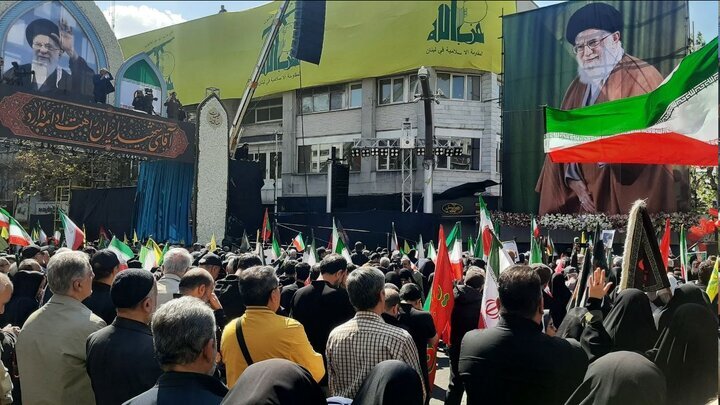 آغاز مراسم اربعین امام خامنهای در تهران آغاز مراسم اربعین امام خامنهای در تهران