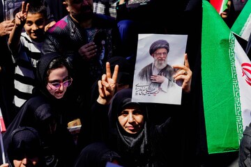 برگزاری مراسم اربعین امام خامنهای در تهران برگزاری مراسم اربعین امام خامنهای در تهران