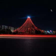 درخشش میدان مالک اشتر در شب‌های دارالمومنین