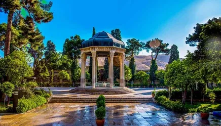 حافظ؛ شاعر ماندگار ایران