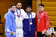 آذرپیرا مدام درخواست پزشک می‌کرد
