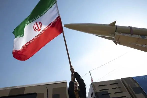 آمادگی ایران برای مقابله با ماجراجویی آمریکا
