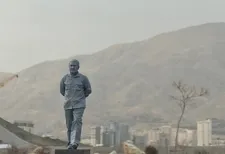 نصب تندیس سردار شهید حاجی‌زاده در منطقه ۲۲