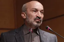 حمایت خیرین از ۲۵۰۰ دانشجو و دانشگاه‌های آسیب‌دیده