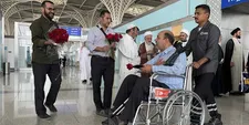 کاروان ۷۷ نفره جانبازان وارد سرزمین وحی شد+عکس