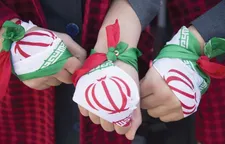 ایران همچنان سخت ایستاده است