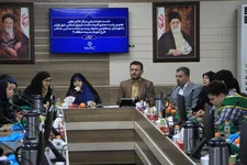 نشست هم‌اندیشی با شهرداران مدارس