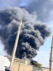 حریق در بازار آهن شادآباد