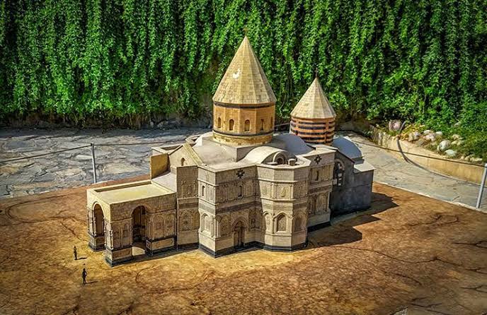 باغ موزه مینیاتور؛ روایتی کوچک از ایران بزرگ باغ موزه مینیاتور؛ روایتی کوچک از ایران بزرگ