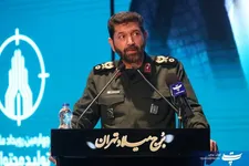 هدایای برگزیدگان رویداد تولید محتوای دیجیتال بسیج تهران بزرگ بازهم افزایش یافت/ شهردار تهران 5 لپ تاپ به برگزیدگان هدیه داد/ 3 تیم برتر هر بخش علاوه بر هدایای نقدی با دستور فرمانده سپاه تهران تجهیز می‌شوند