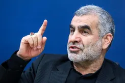ایران قهرمانانه می‌جنگد