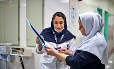 پرستاران در لبه پرتگاه معیشتی