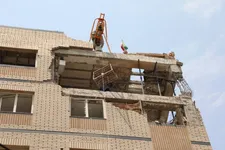 بازسازی منازل آسیب‌دیده از جنگ در منطقه ۱۷